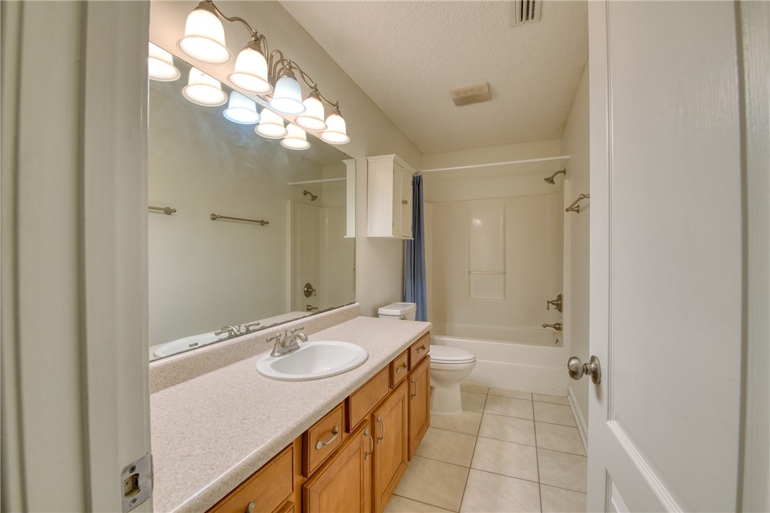 221 Country Walk Circle