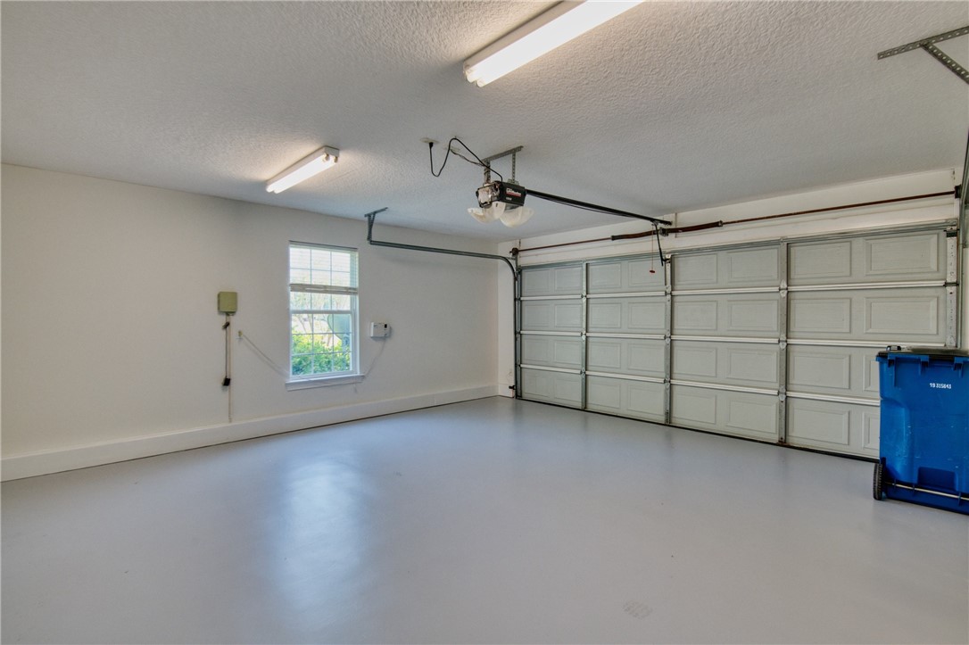 221 Country Walk Circle