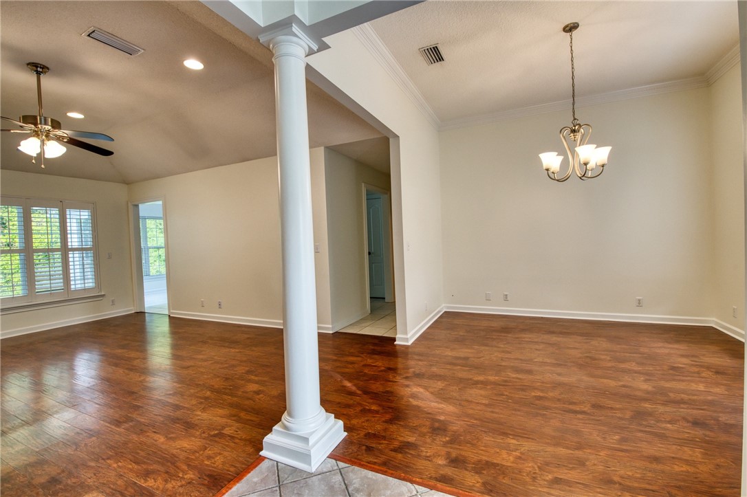 221 Country Walk Circle