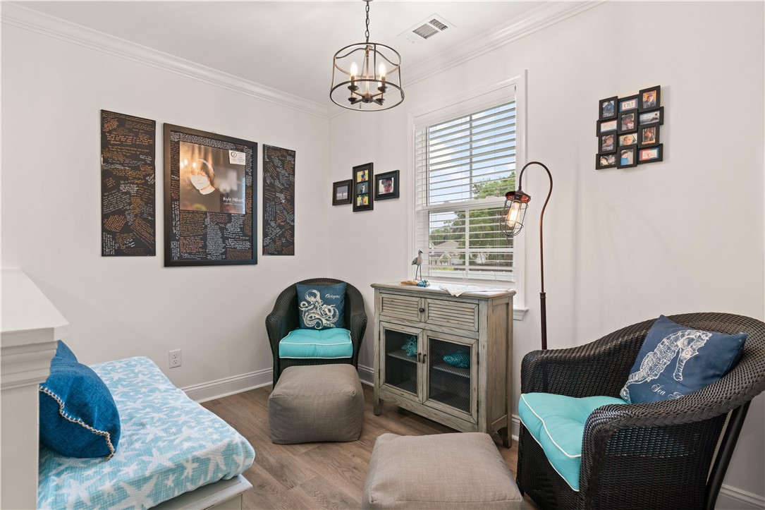 1090 & 1094 Captains Cove Way