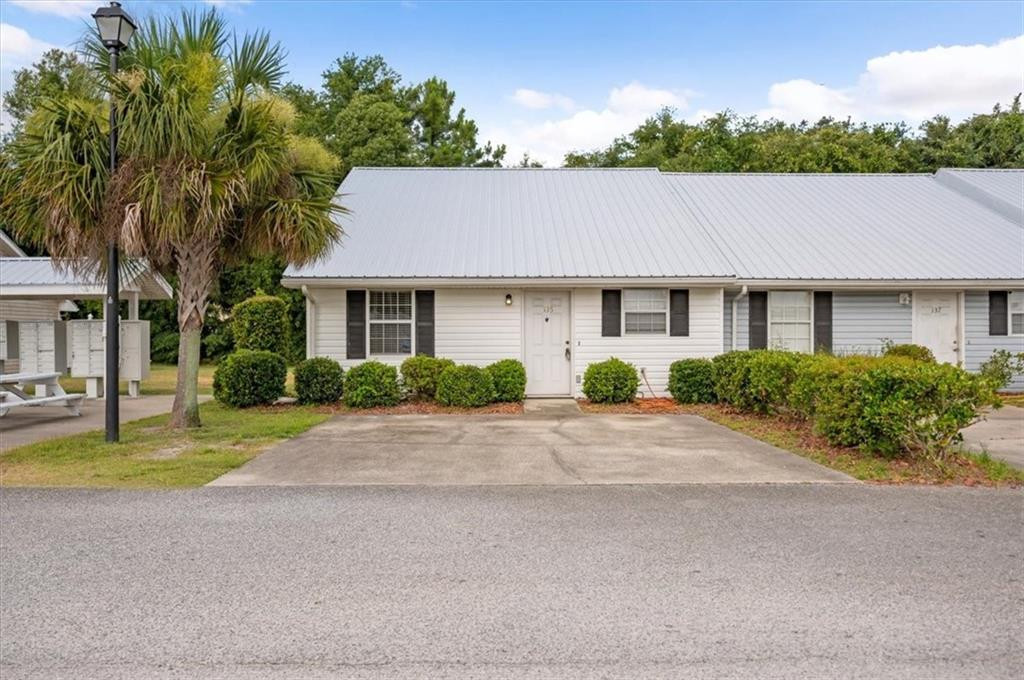 135 Winter Chase Lane