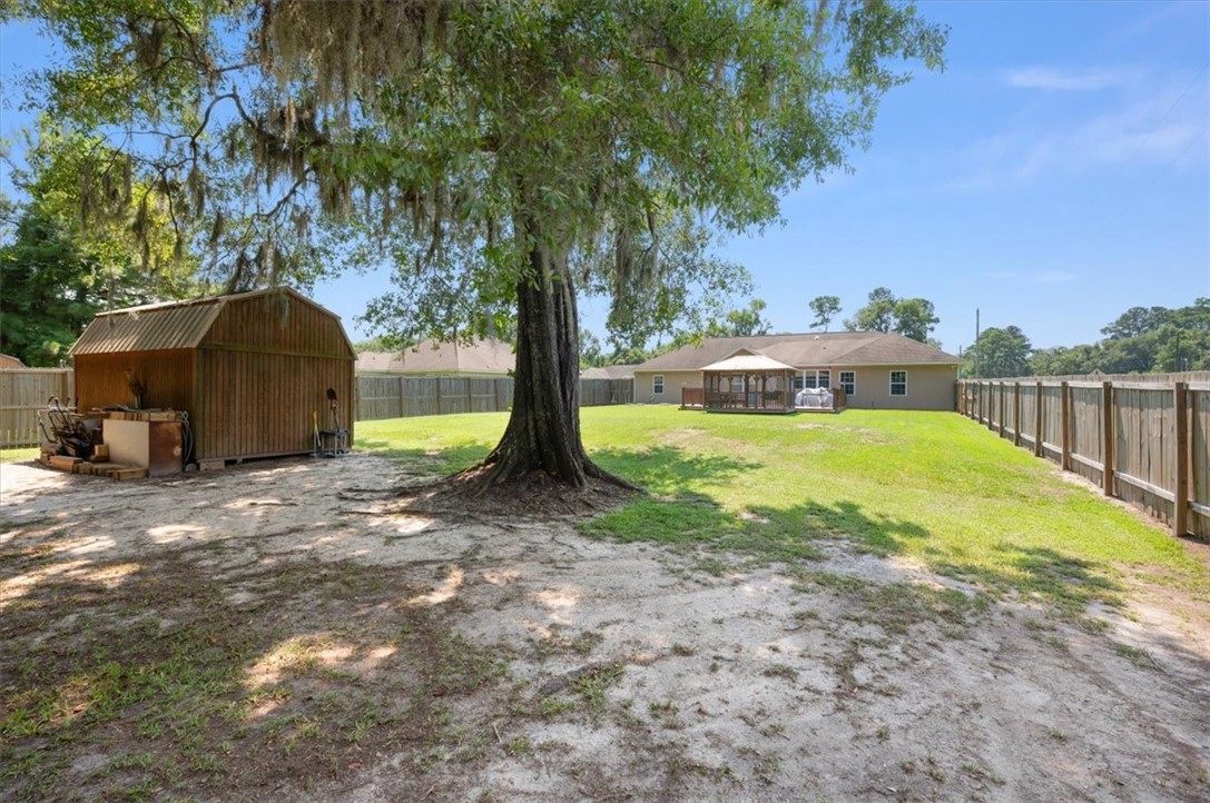 11 Callaway Court