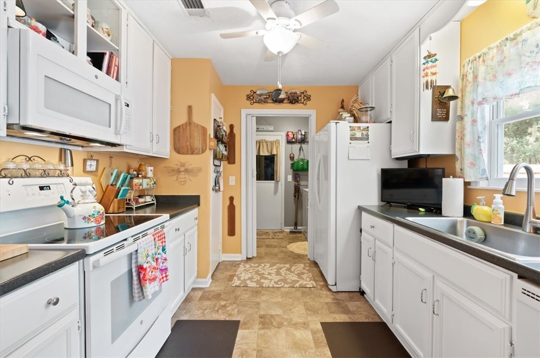 110 Paradise Marsh Circle