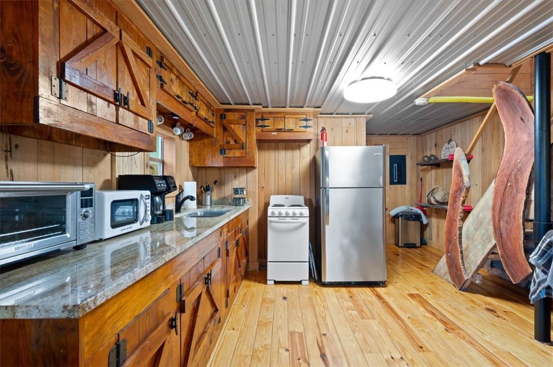 922 Warners Landing Road