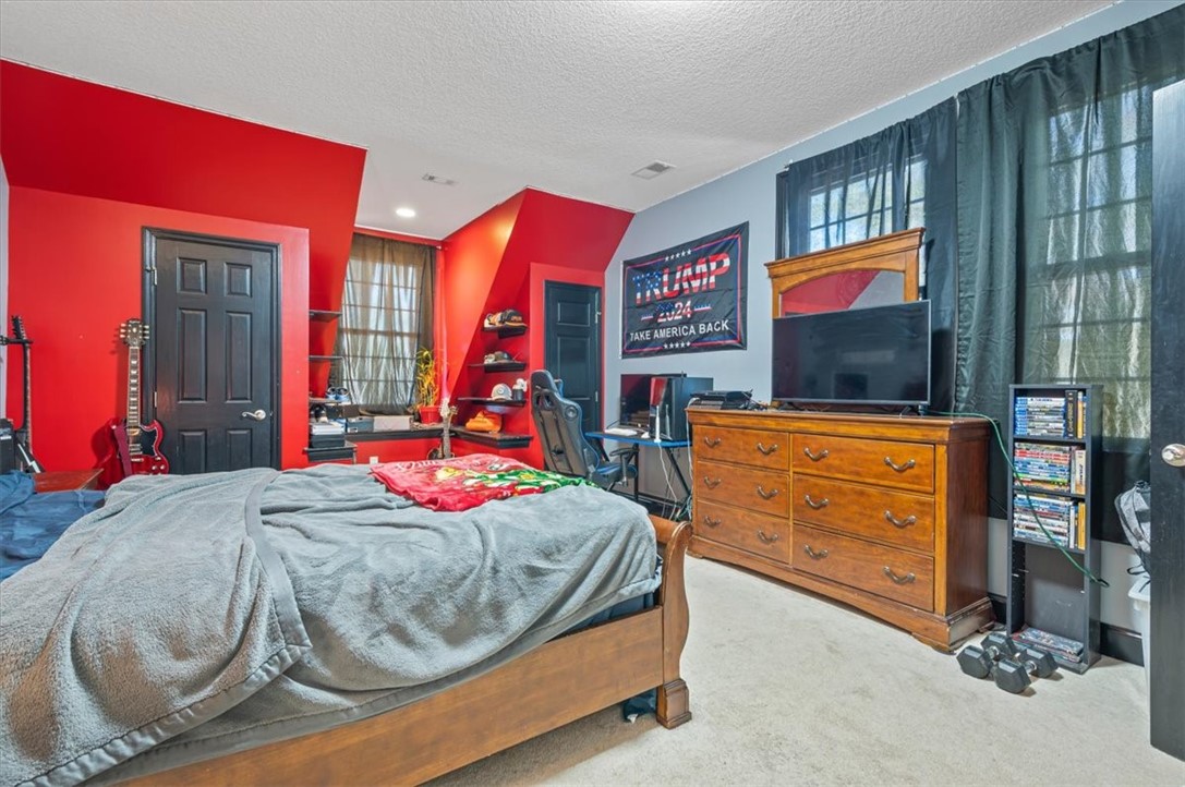 1198 Highway 110 E