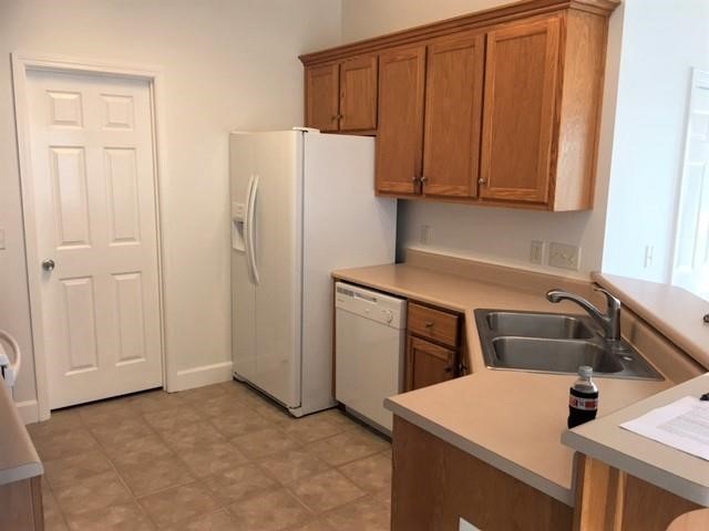 214-216 Windridge Drive