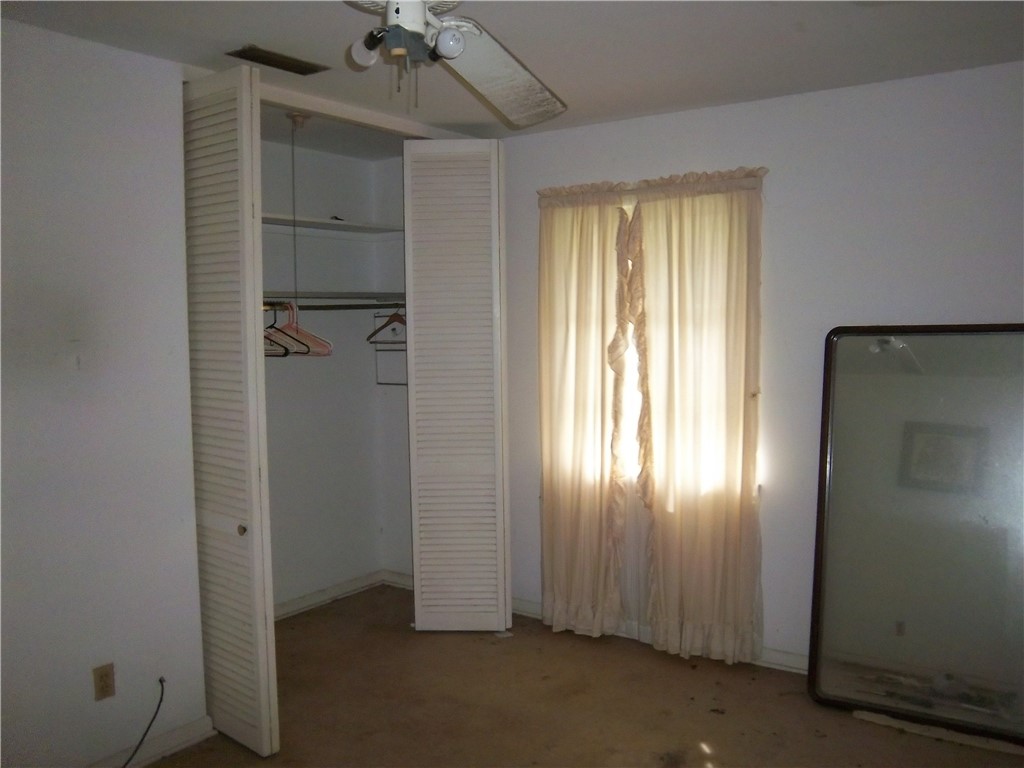 6 Sheldon Ave