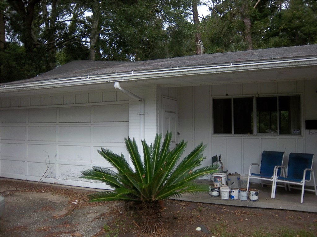6 Sheldon Ave