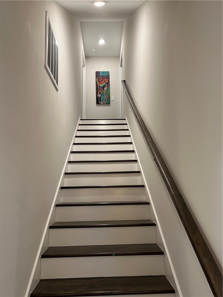 134 Allie Loop
