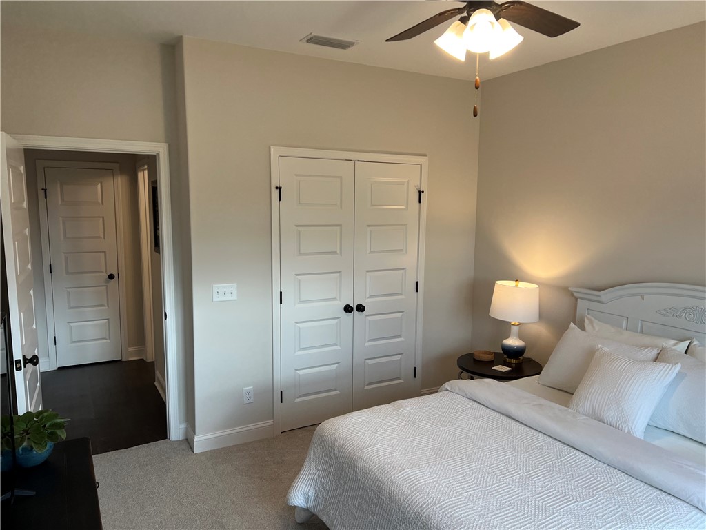 134 Allie Loop