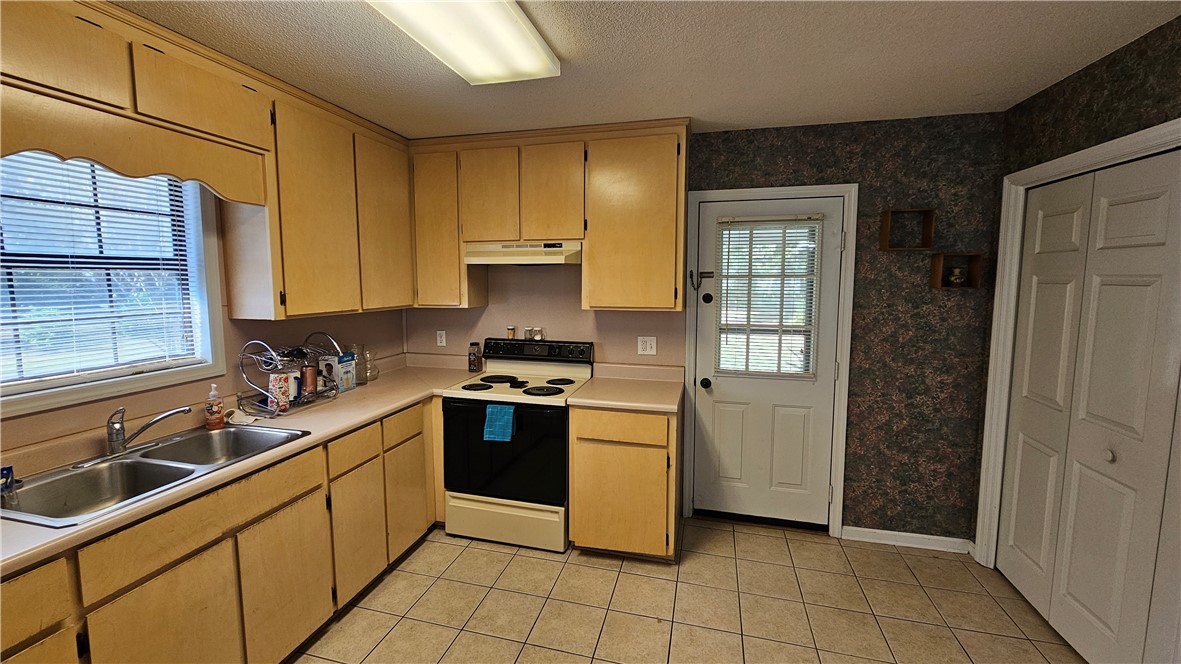 221 Wages Road