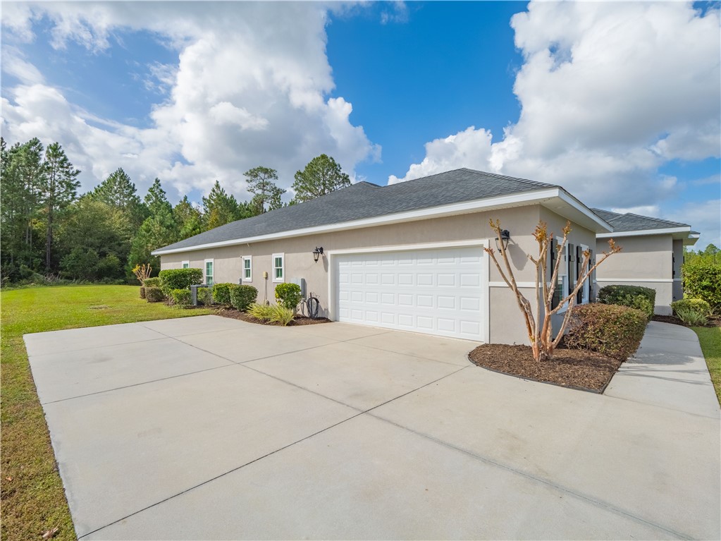 238 Huron Loop