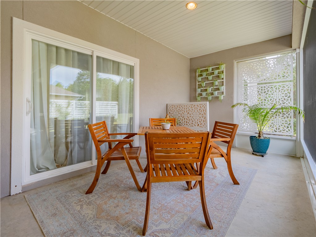 238 Huron Loop