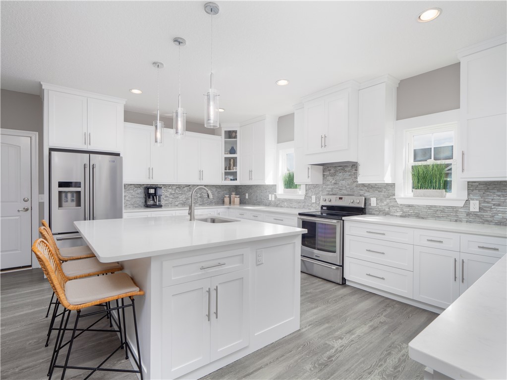 238 Huron Loop