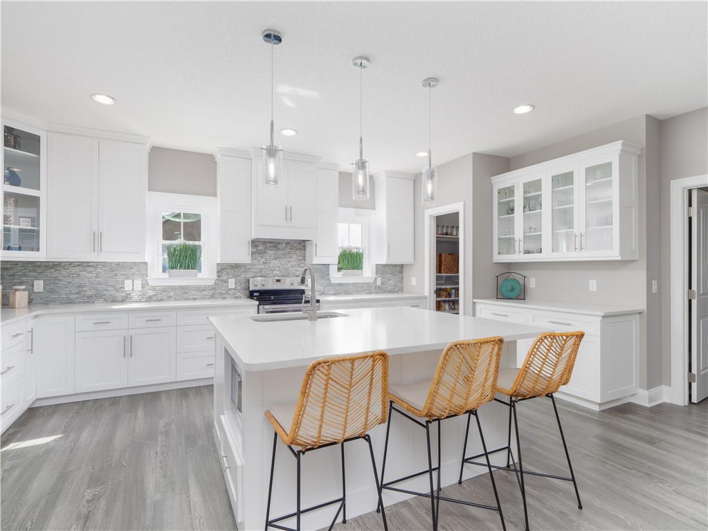 238 Huron Loop