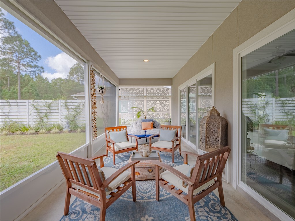 238 Huron Loop