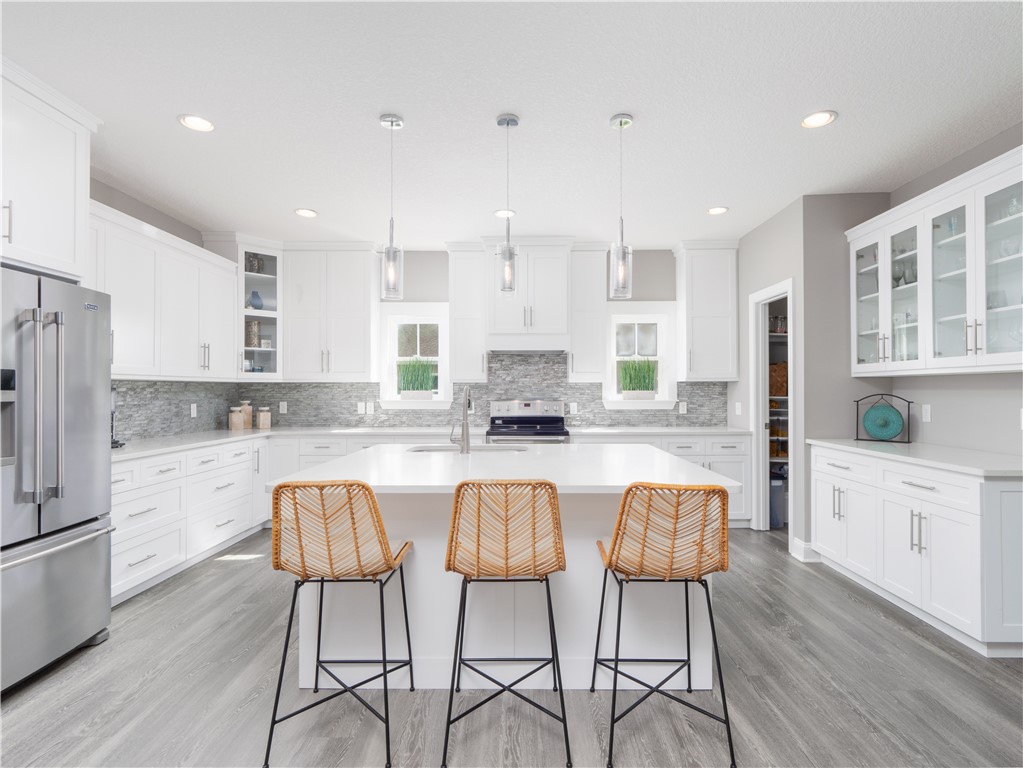 238 Huron Loop