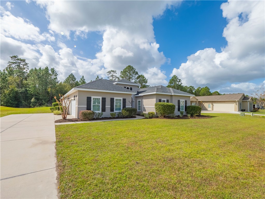 238 Huron Loop