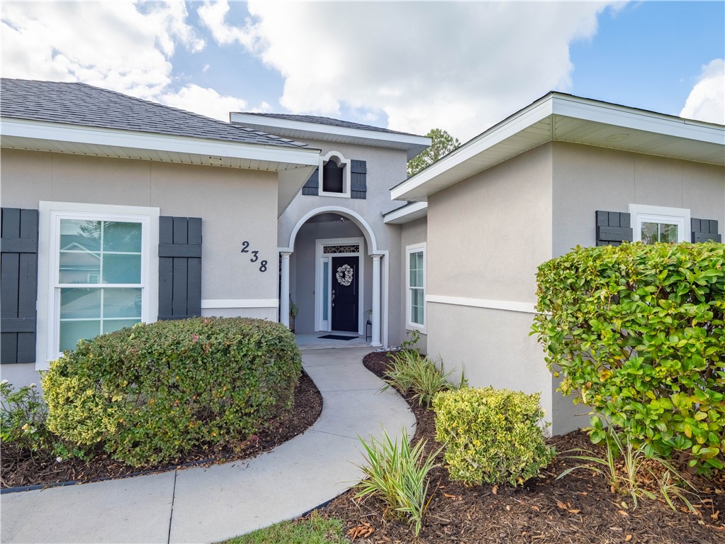 238 Huron Loop
