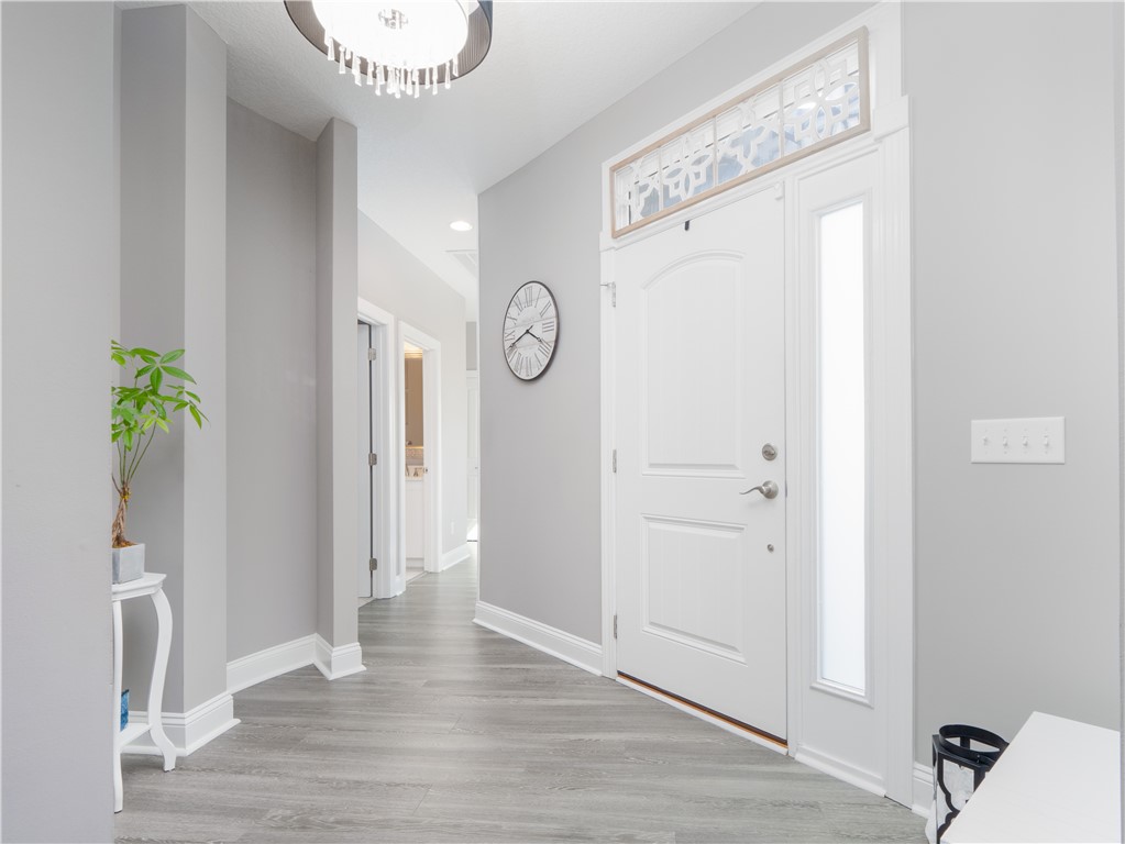 238 Huron Loop