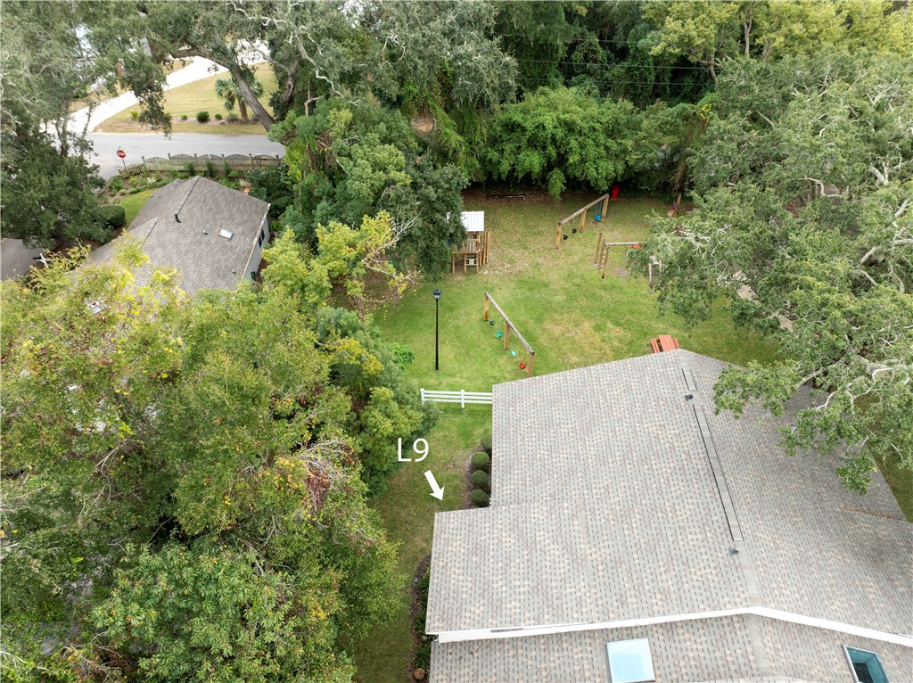 850 Mallery Street L-9