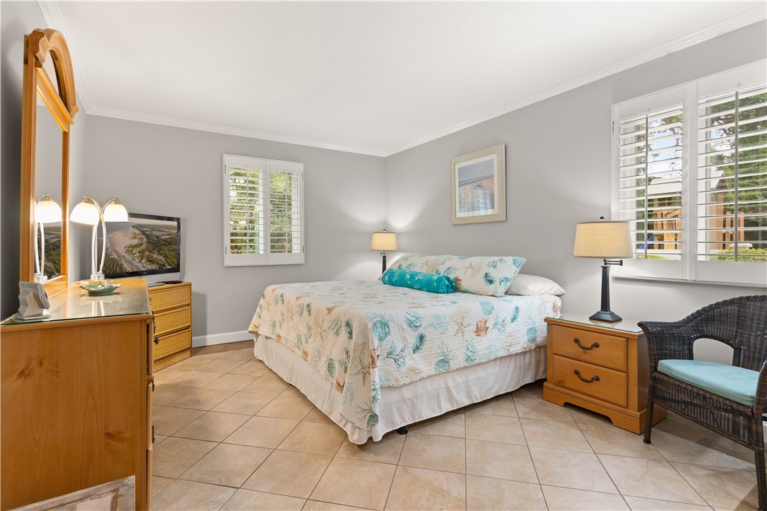 850 Mallery Street L-9