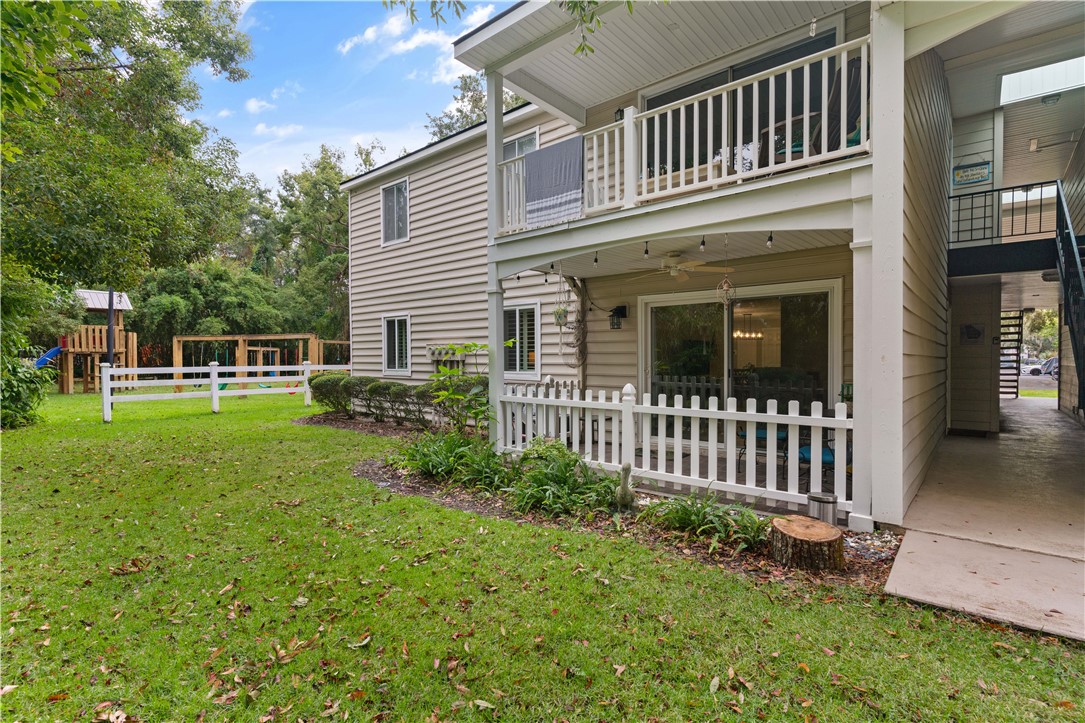 850 Mallery Street L-9