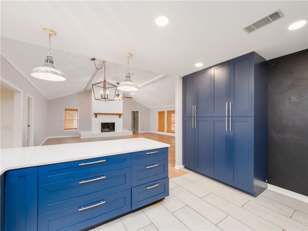 101 Thornhill Drive