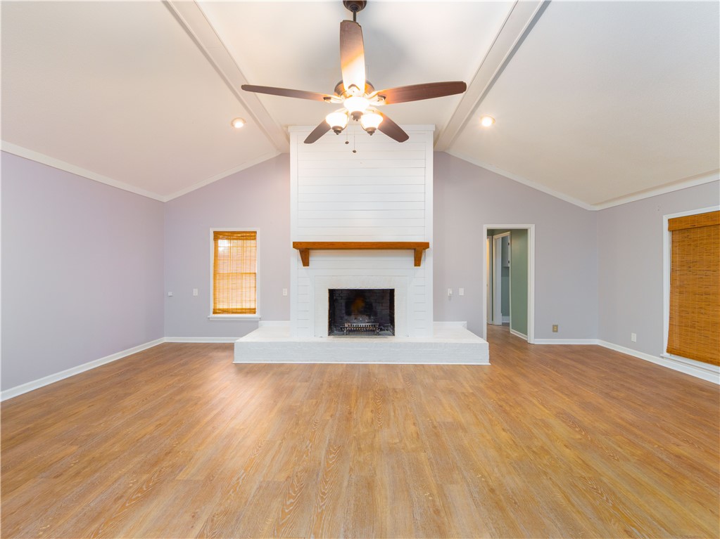 101 Thornhill Drive