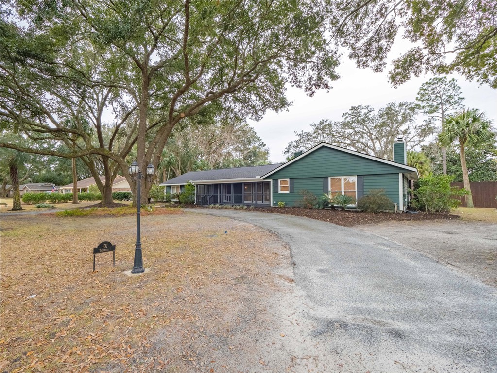 101 Thornhill Drive