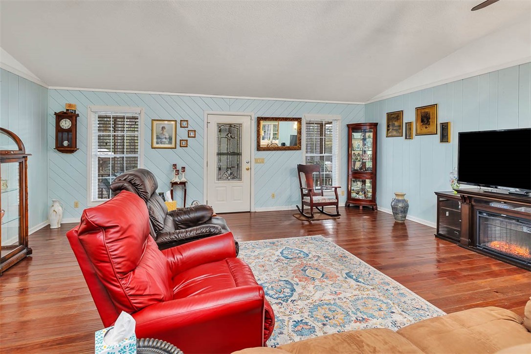 605 Old Red Bluff Road