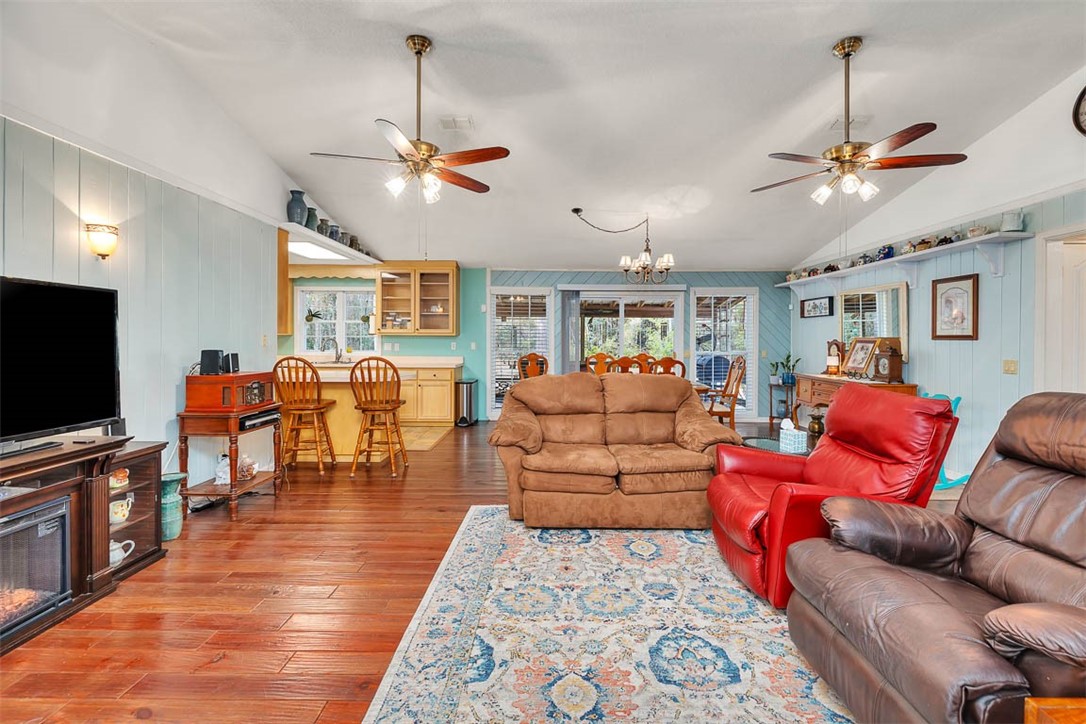 605 Old Red Bluff Road