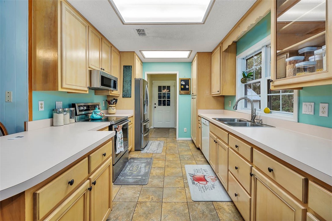 605 Old Red Bluff Road