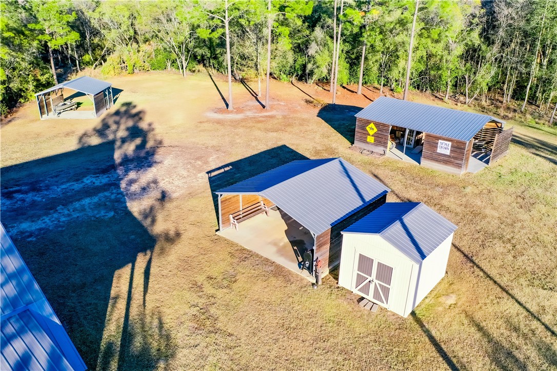 5877 Old River Road
