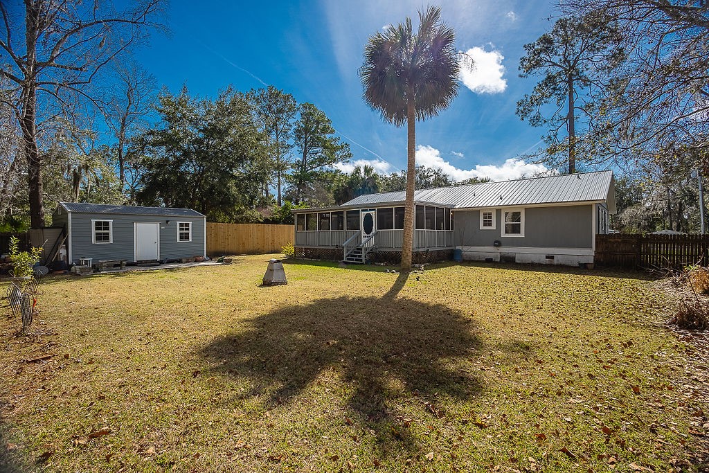 231 Yacht Road
