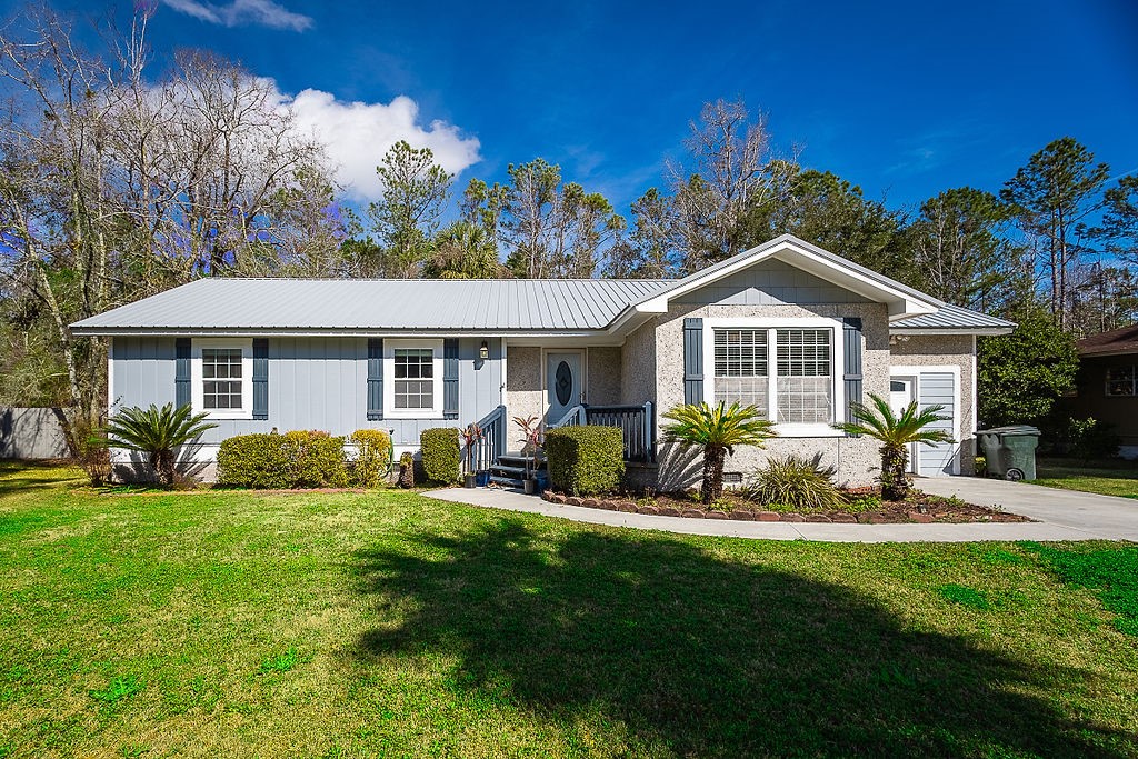 231 Yacht Road