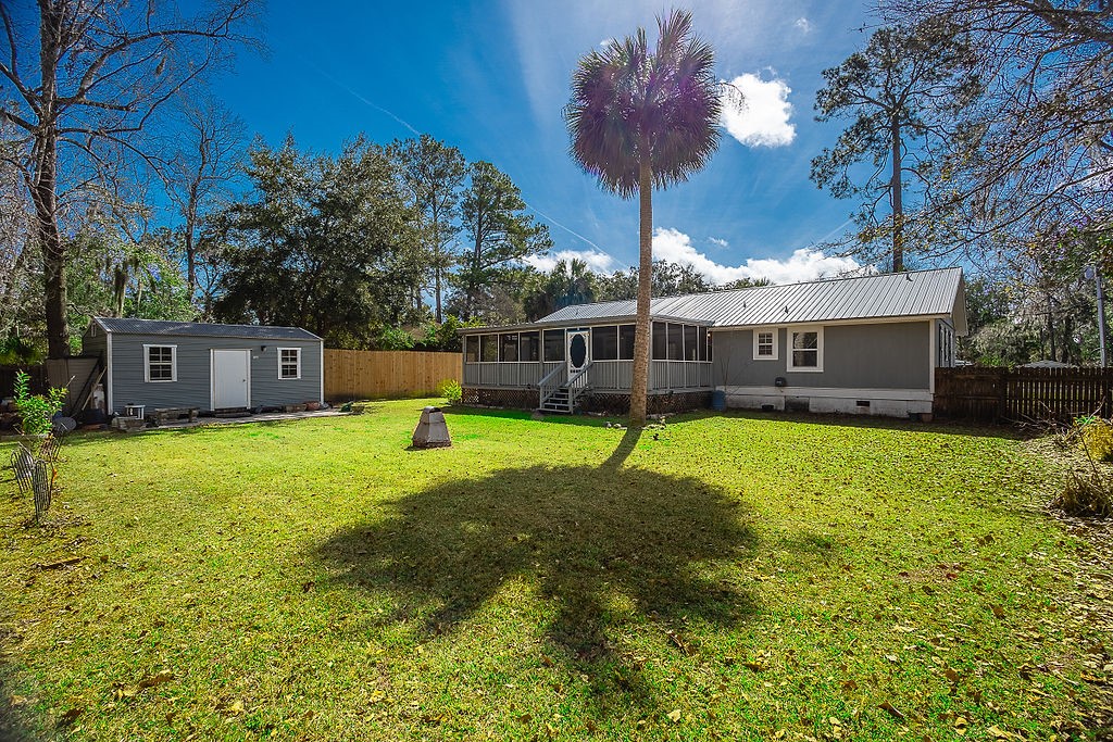 231 Yacht Road
