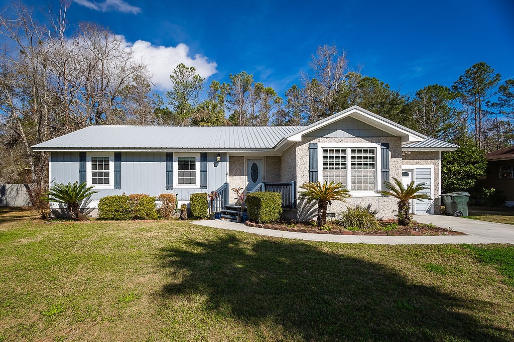 231 Yacht Road