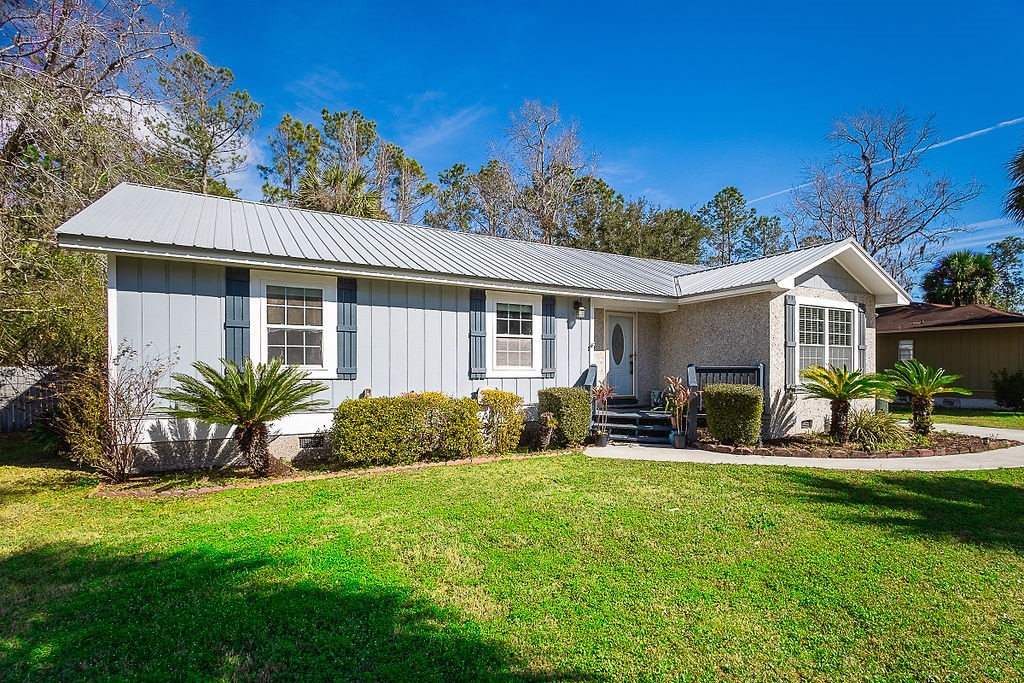 231 Yacht Road