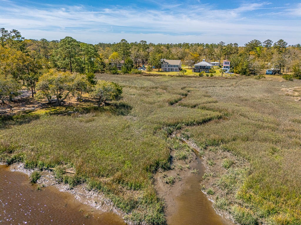 1056 Fidder's Trace