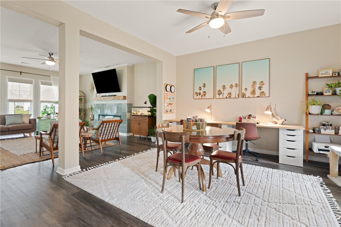 1104 Autumns Wood Circle