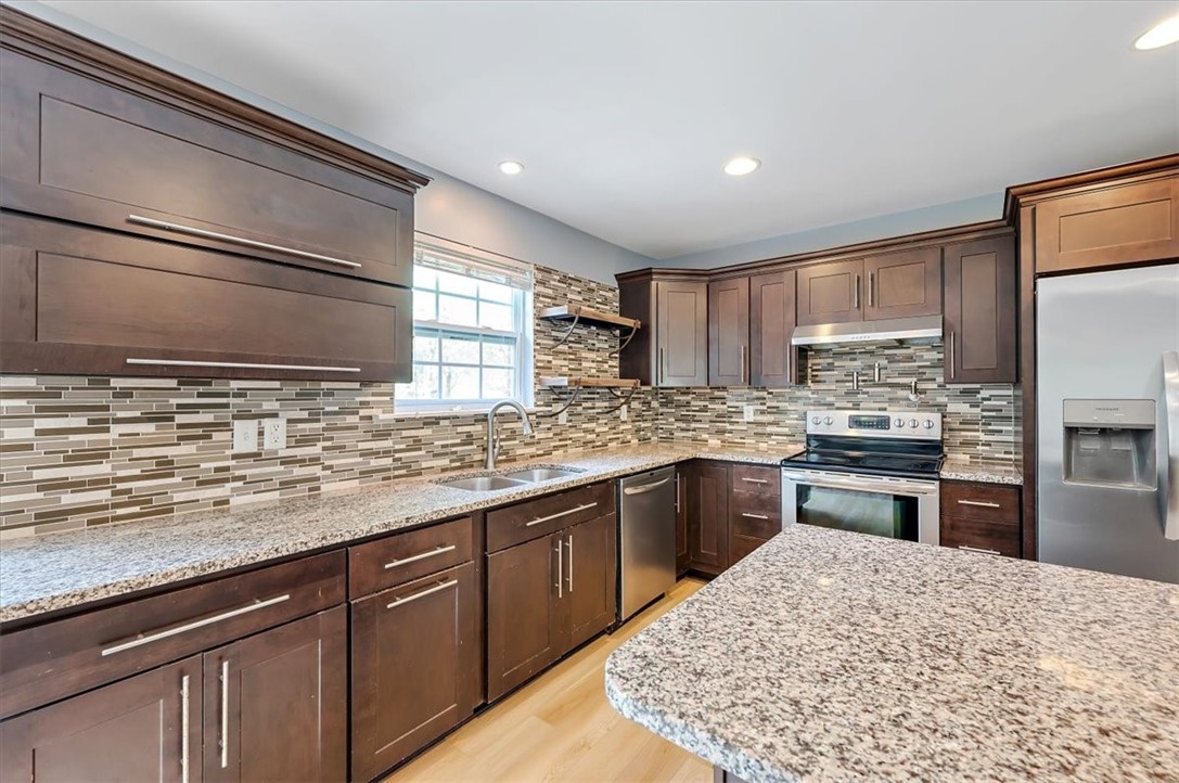 313 W Whatley Drive