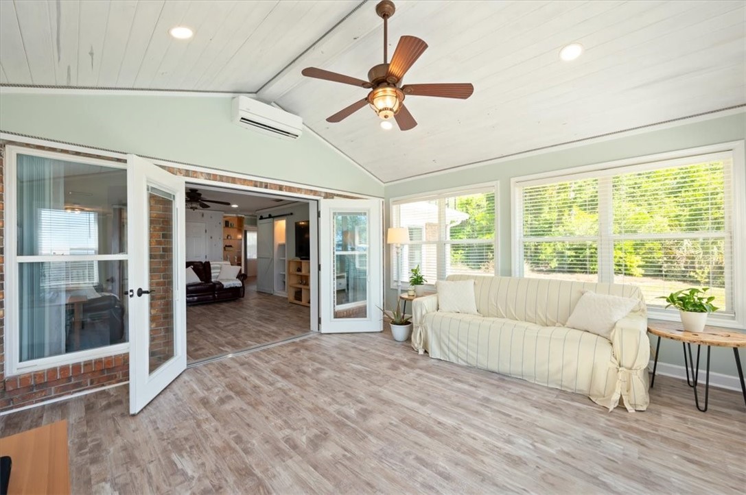 112 Fancy Bluff Circle