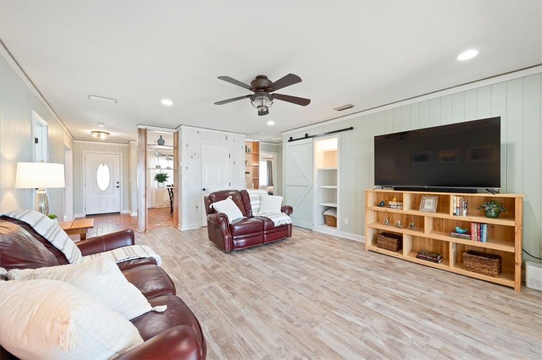 112 Fancy Bluff Circle