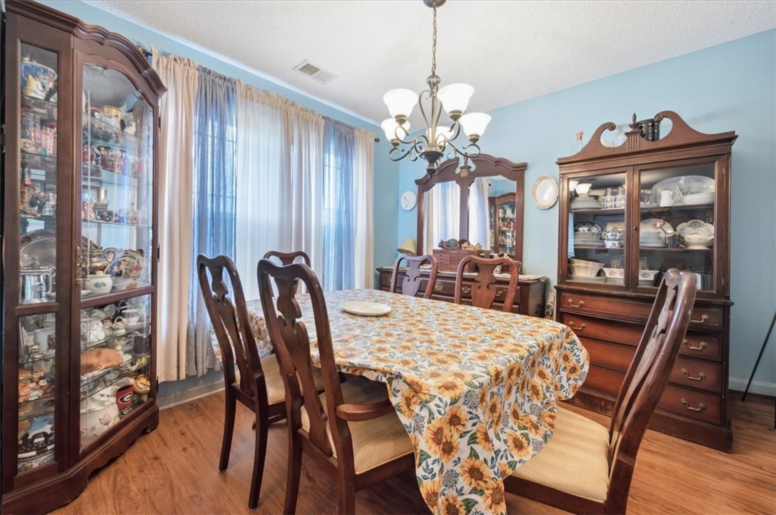 121 Brookfield Drive