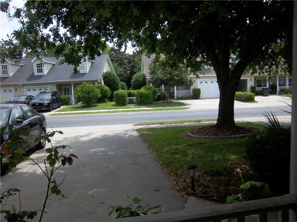 204 Peppertree Crossing Ave 204