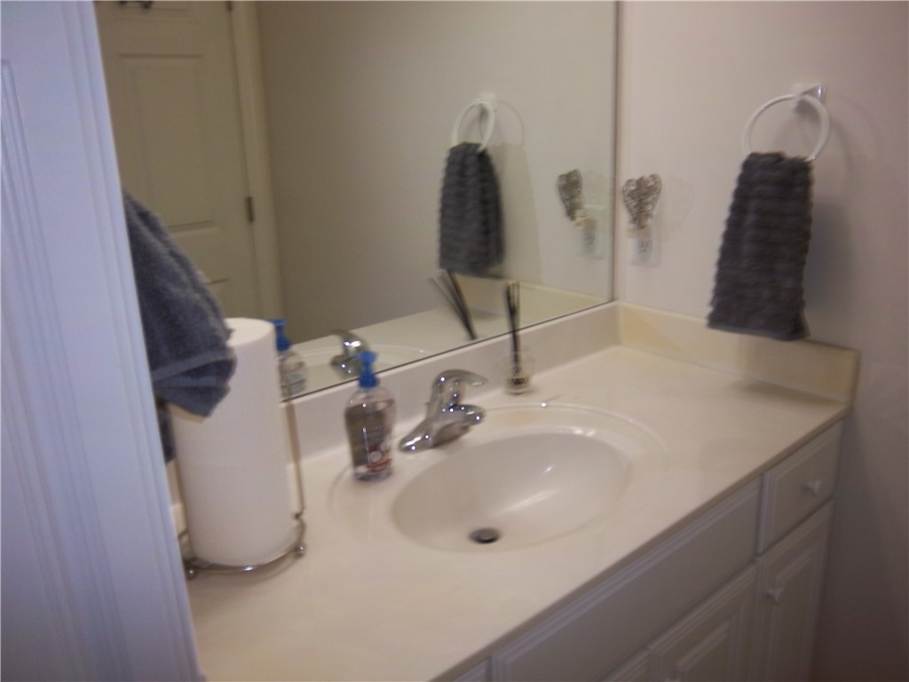 204 Peppertree Crossing Ave 204