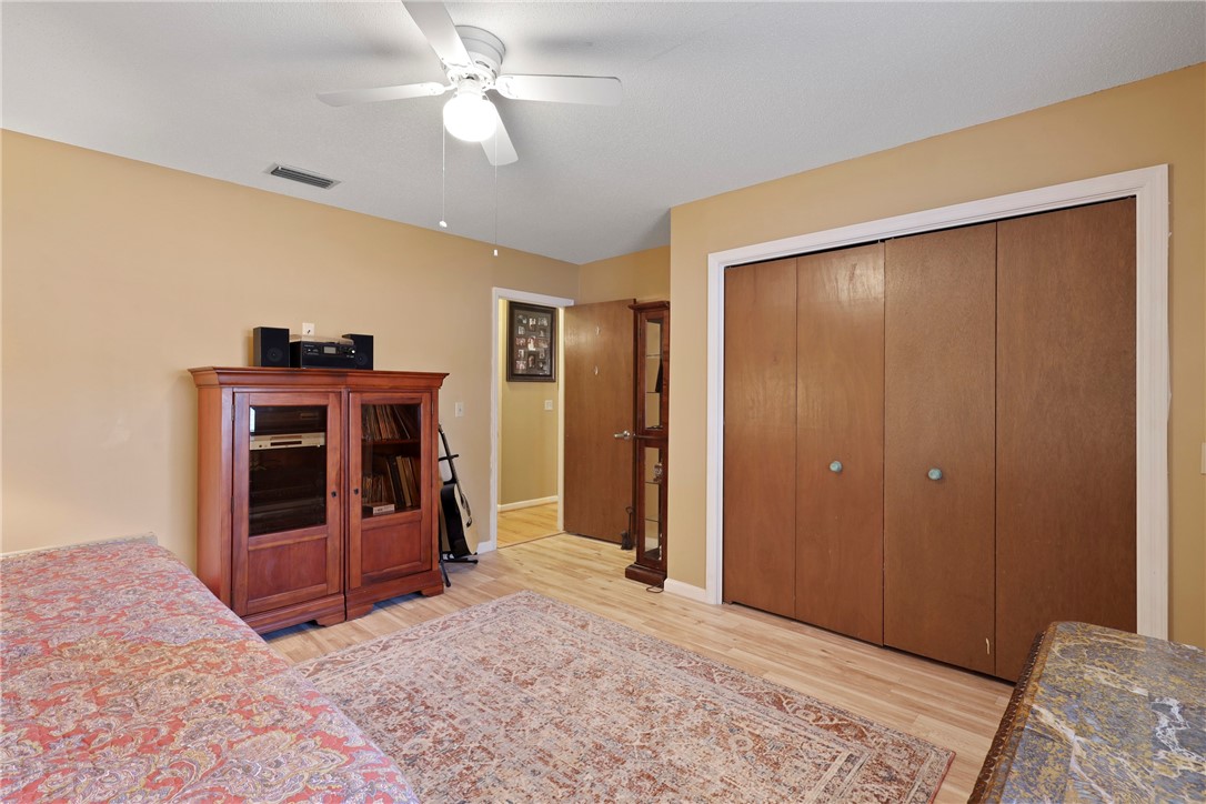 300 Bushoan Road