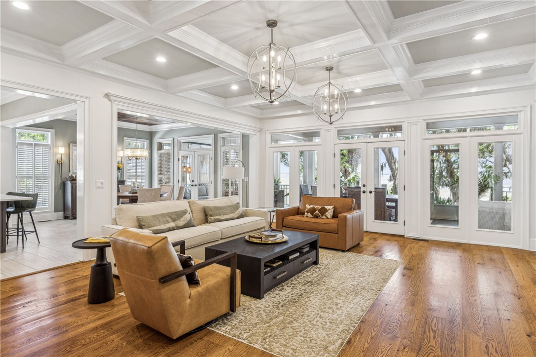 1232 Riverpoint Lane NE