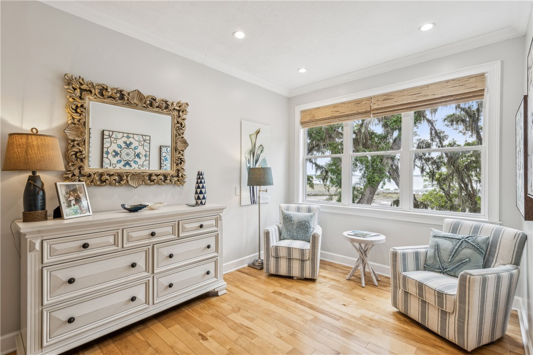 1232 Riverpoint Lane NE